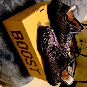 (Used) Yeezy Boost 350 V2